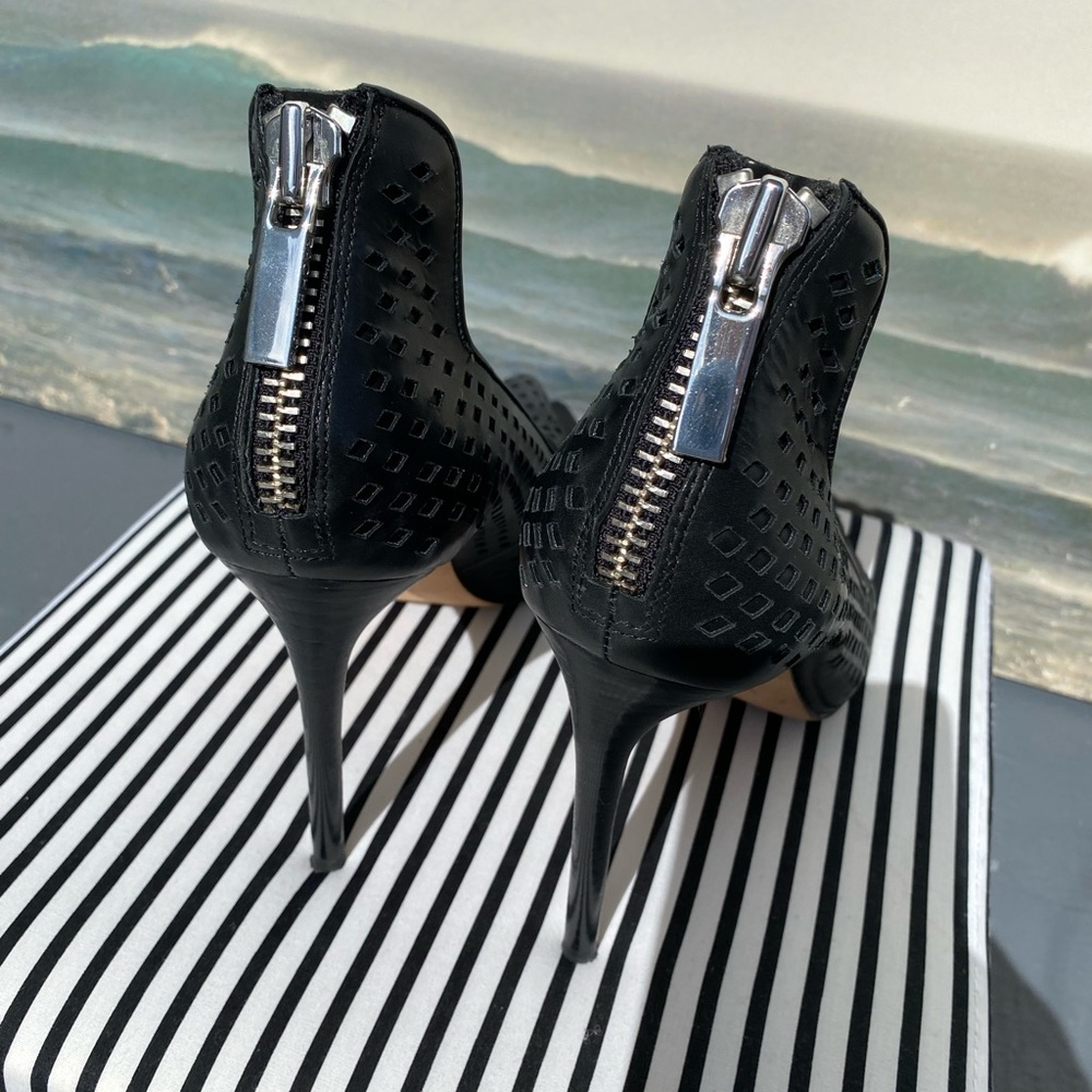 Rachel Zoe Callie Baby Calf Black Leather Heels - Picture 3 of 11